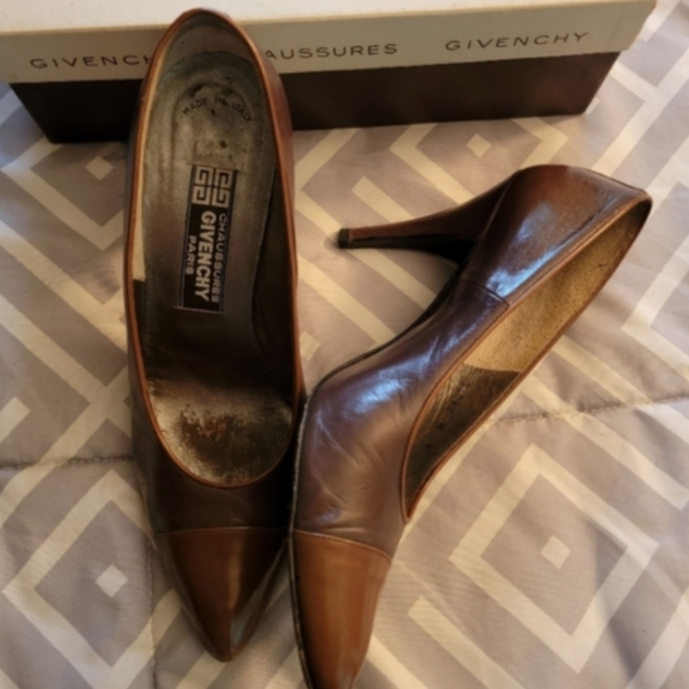 GIVENCHY Paris Vintage Pumps In Gorgeous Two-toned Colorblock Leather High Heels